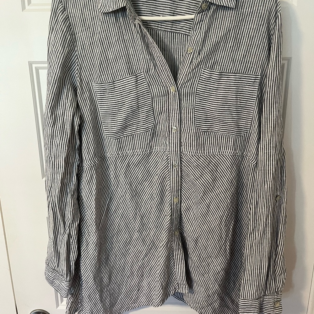 Jones New York 100% Linen Black and White Striped Shirt